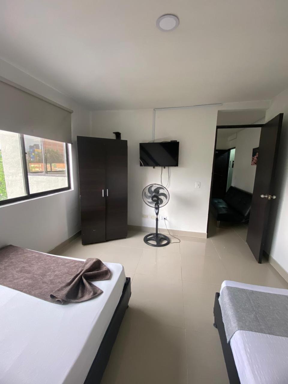 33 Hotel Bulerias Medellin Exterior photo